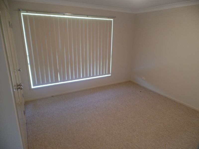 14 Diamond Circuit, Rutherford NSW 2320