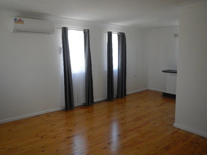 32 Duckenfield Avenue, Woodberry NSW 2322