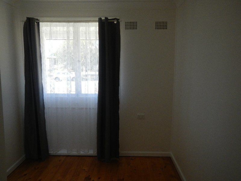 32 Duckenfield Avenue, Woodberry NSW 2322