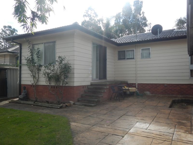 5 Lorraine Close, Thornton NSW 2322