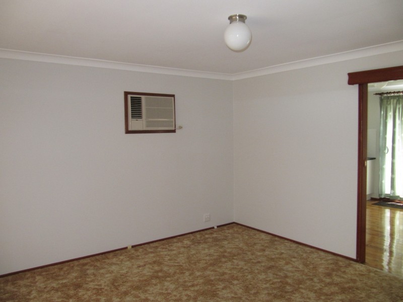 6 Burbank Close, Tarro NSW 2322