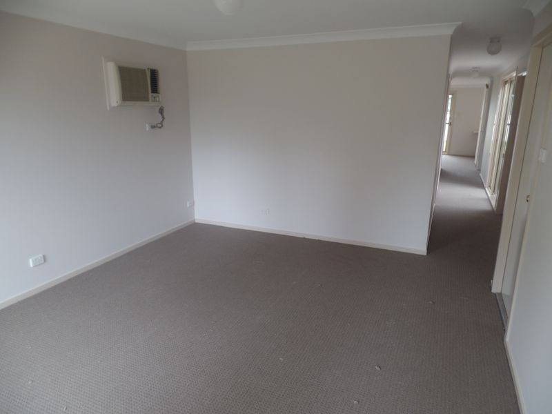 2/19 Schanck Drive, Metford NSW 2323