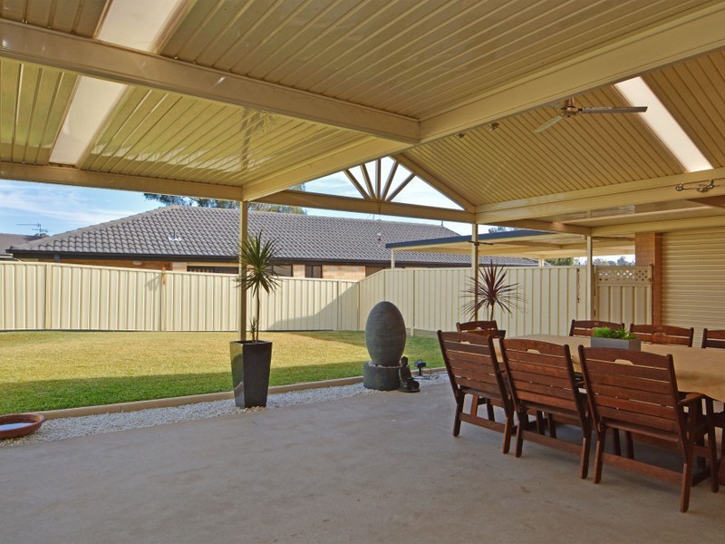 21 Fernleigh Avenue, Rutherford NSW 2320