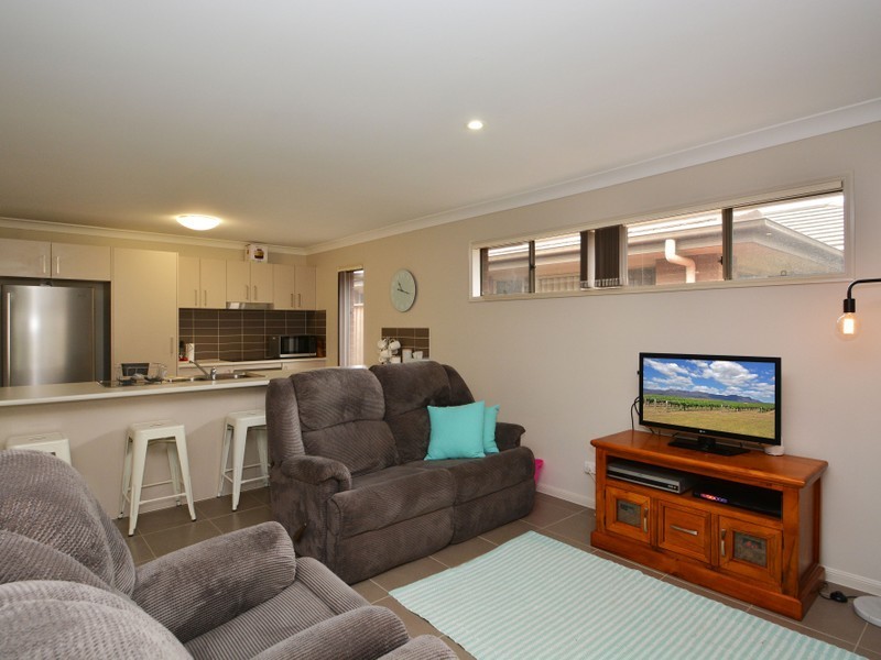 1 Grebe Street, Aberglasslyn NSW 2320