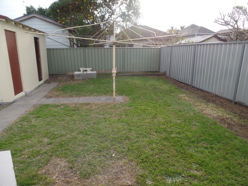 Unit 2/10 Walsh Street, Mayfield East NSW 2304