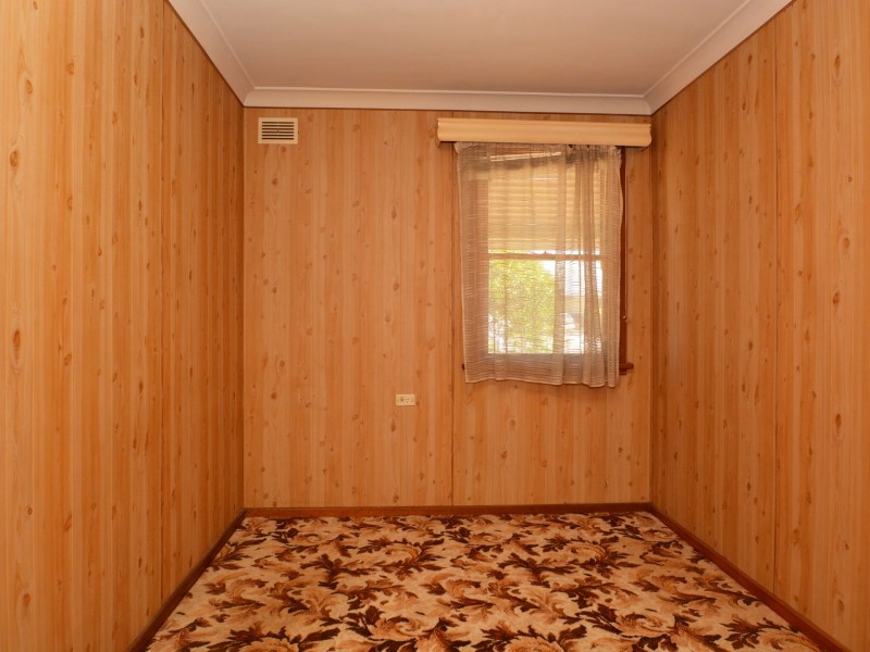 18 Curtin Street, East Maitland NSW 2323