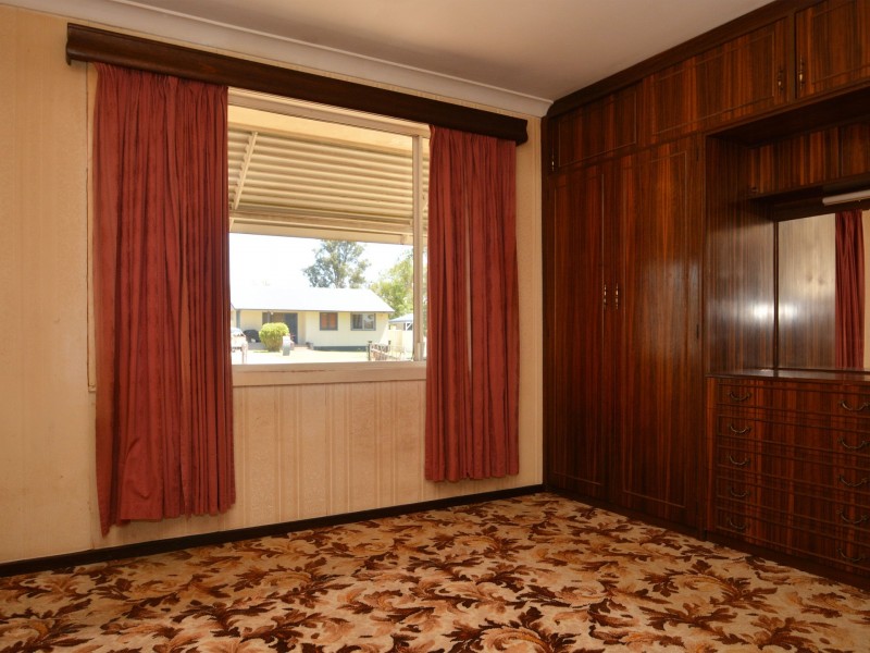 18 Curtin Street, East Maitland NSW 2323