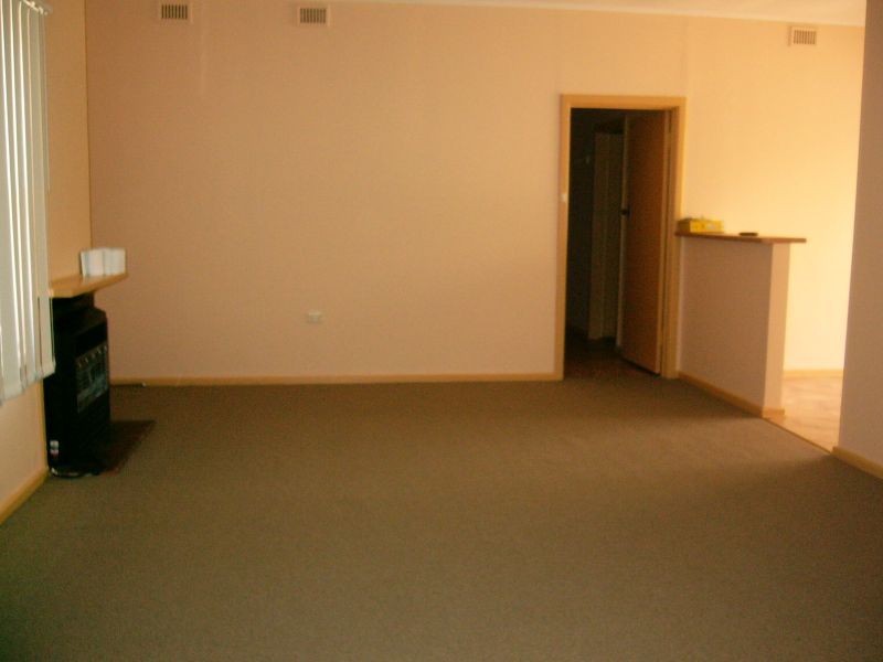 3 Thompson Street, Elizabeth South SA 5112