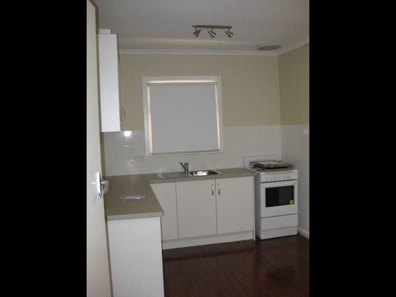 16 Haldane Street, Elizabeth Downs SA 5113