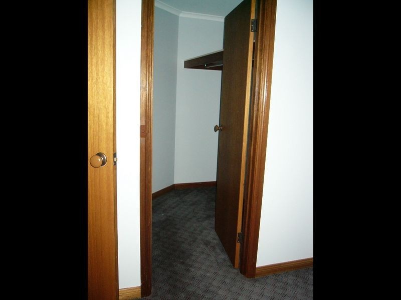 15 Kintyre Court, Greenwith SA 5125