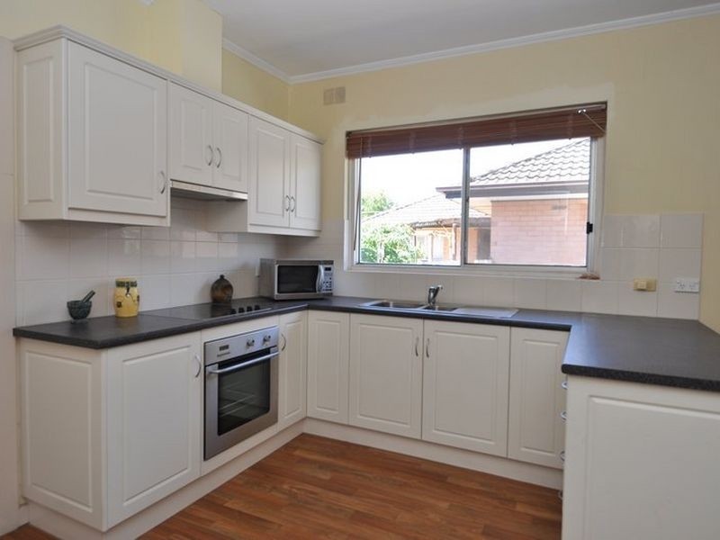 10 Melville Road, Paradise SA 5075