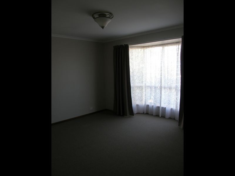 11 Aurora Circuit, Greenwith SA 5125