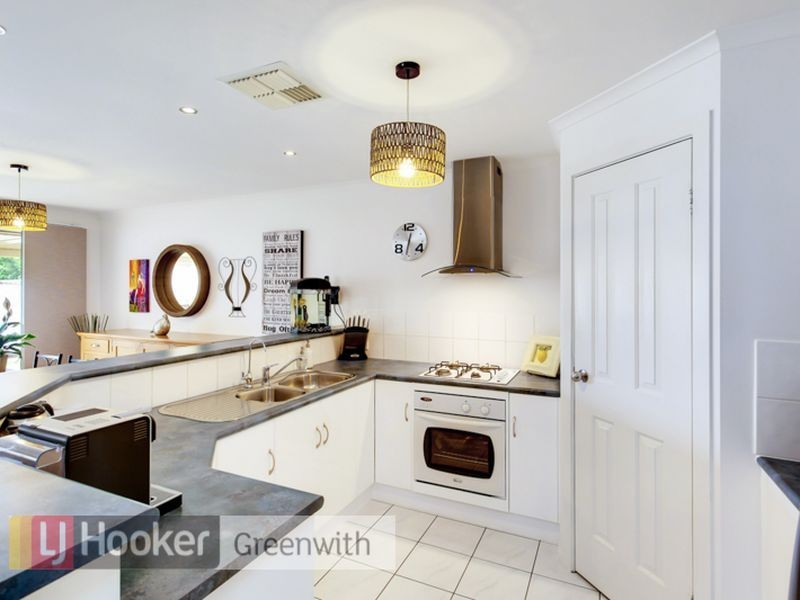 27 Lochleven Avenue, Greenwith SA 5125