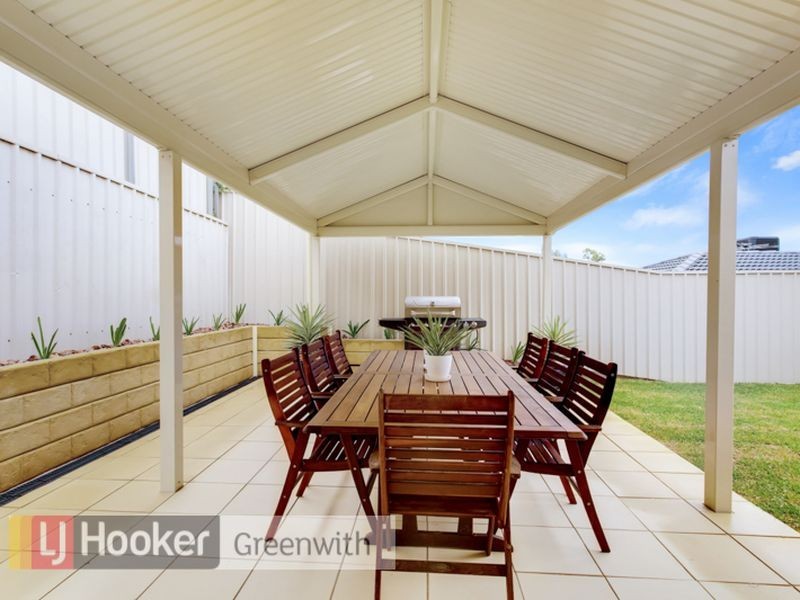 27 Lochleven Avenue, Greenwith SA 5125