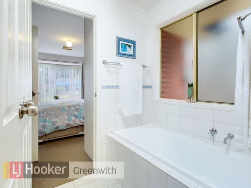 27 Lochleven Avenue, Greenwith SA 5125