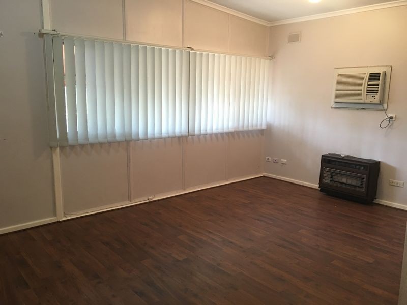 28 Davidson Road, Elizabeth Vale SA 5112