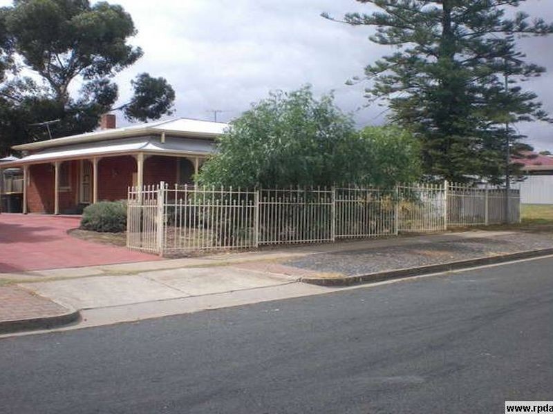 6 Leslie Street, Elizabeth East SA 5112