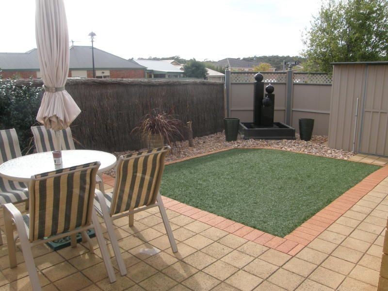 1 Lakeside Court, Greenwith SA 5125