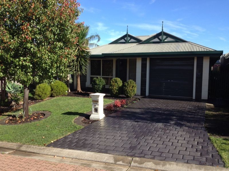 18 Ashton Place, Wynn Vale SA 5127