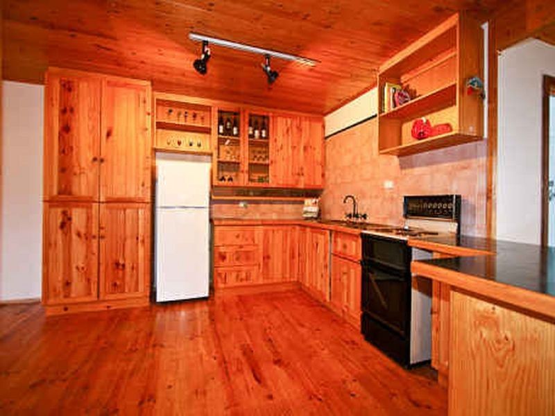 11 Bataan Road, Salisbury Heights SA 5109