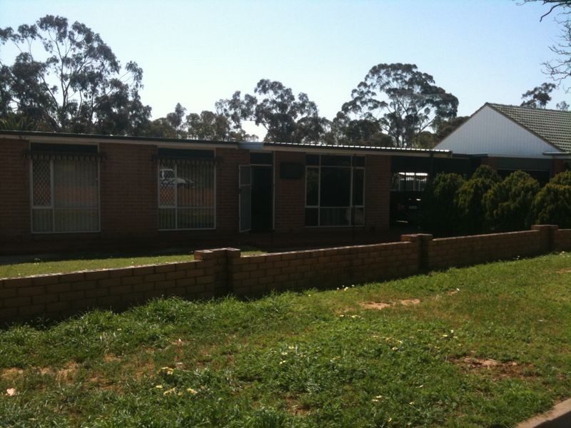 29 Hodge Road, Para Hills SA 5096
