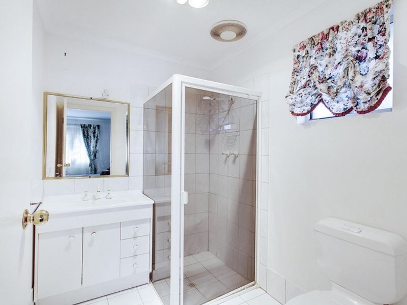 5 Queensborough Drive, Salisbury Heights SA 5109