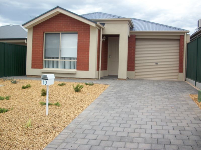 10 Chatsworth Road, Blakeview SA 5114