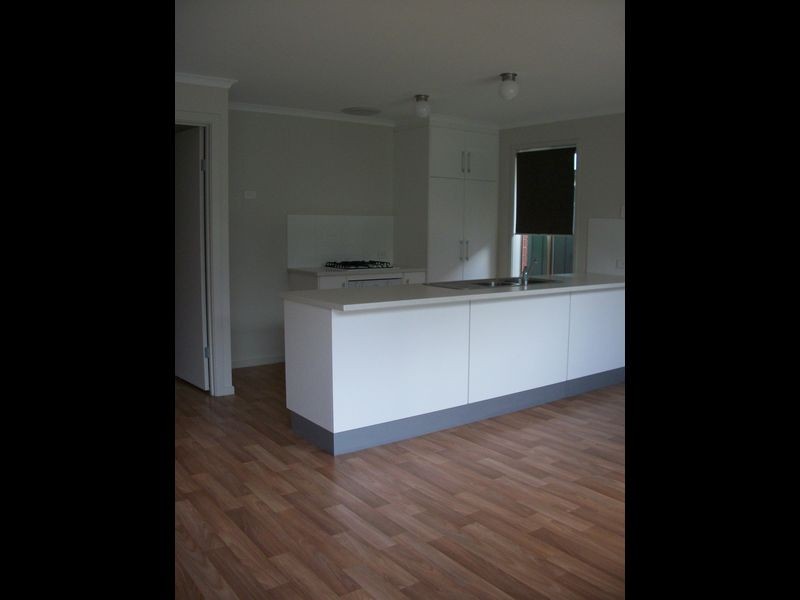 10 Chatsworth Road, Blakeview SA 5114