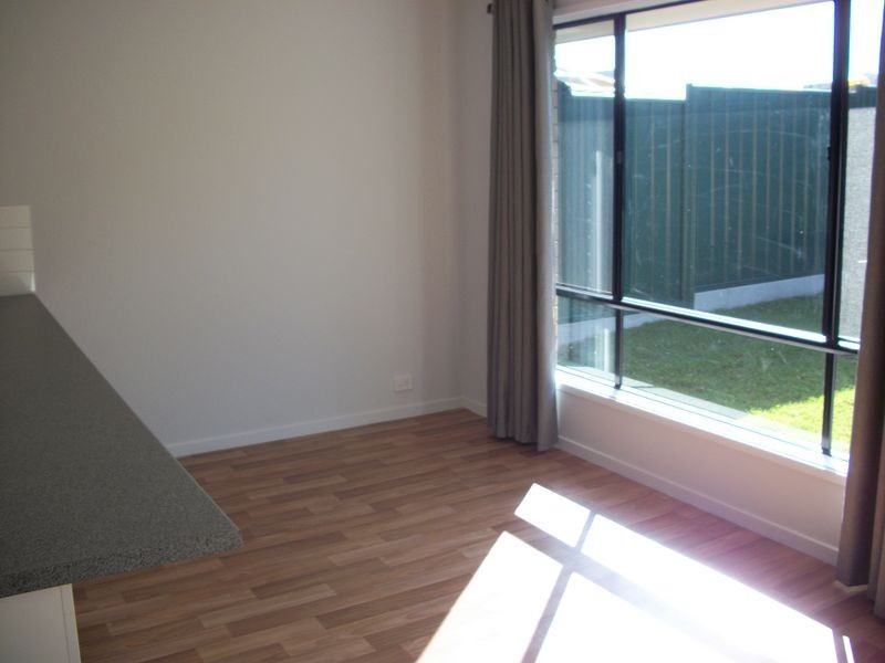 12 Chatsworth Road, Blakeview SA 5114