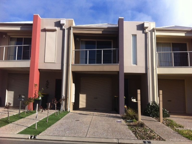 5 Robinson Street, Mawson Lakes SA 5095