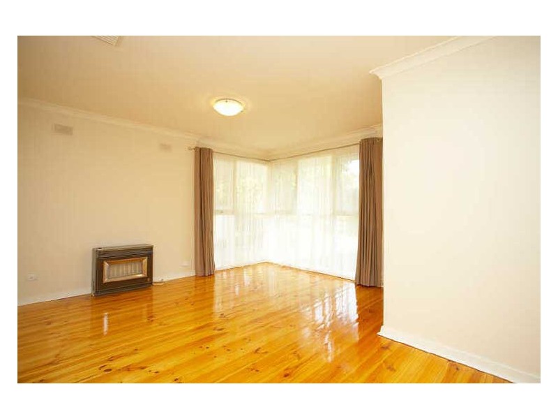 4 Briar Avenue, Salisbury East SA 5109