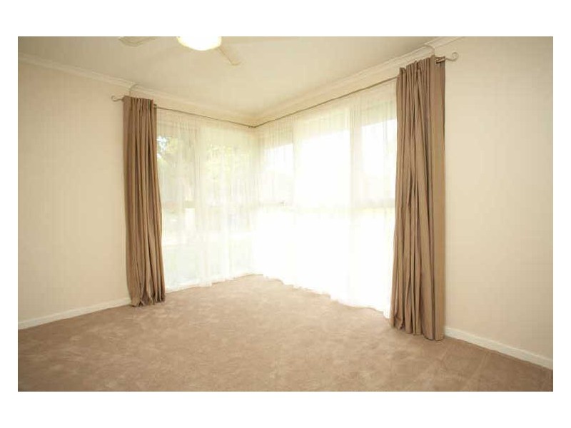 4 Briar Avenue, Salisbury East SA 5109