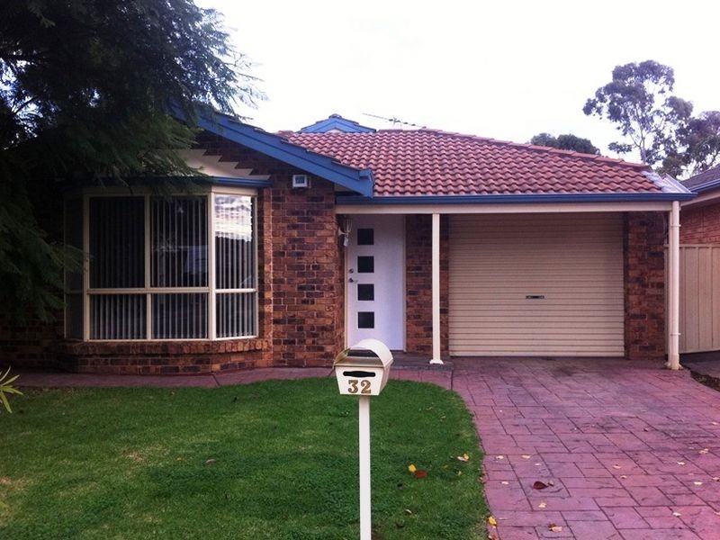32 Brisbane Drive, Salisbury Heights SA 5109