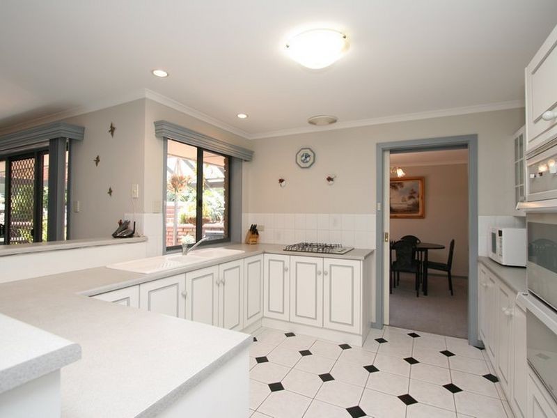 7 Festive Place, Greenwith SA 5125