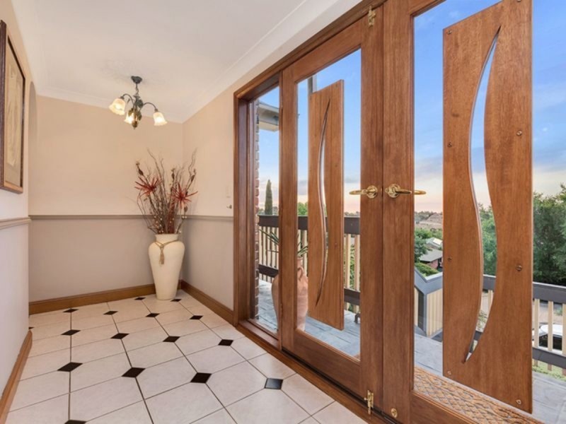 11 Hudson Lowe Drive, Greenwith SA 5125