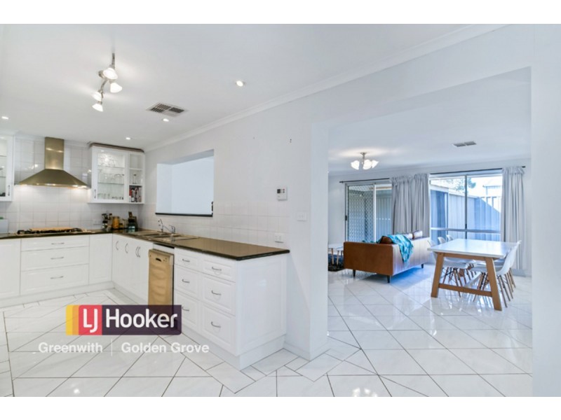 10 Currawong Crescent, Modbury Heights SA 5092