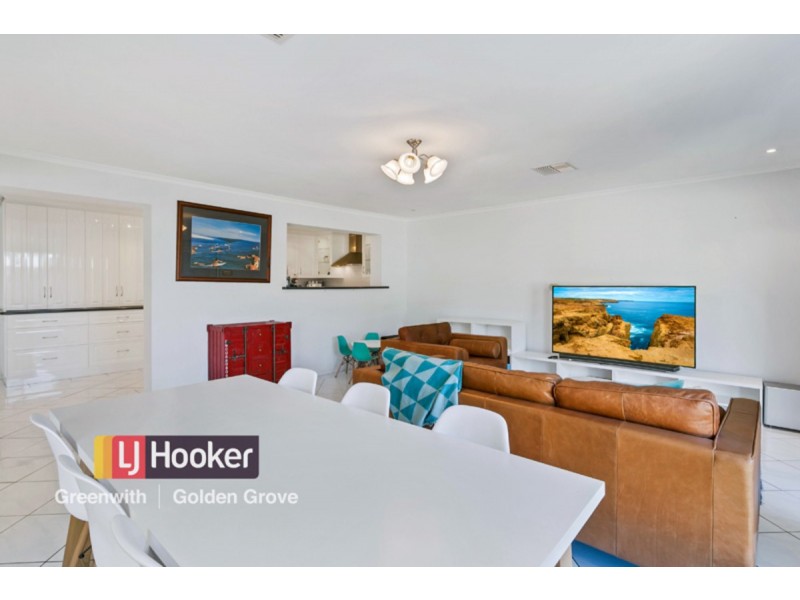 10 Currawong Crescent, Modbury Heights SA 5092