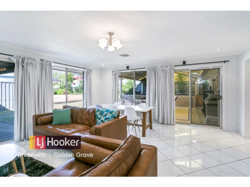 10 Currawong Crescent, Modbury Heights SA 5092