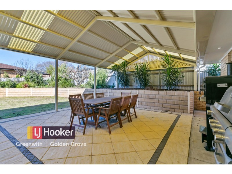 10 Currawong Crescent, Modbury Heights SA 5092