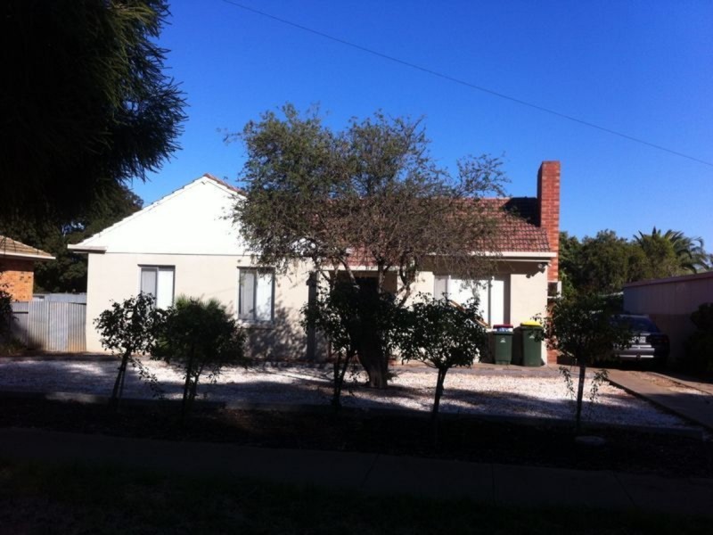 32 Kentish Road, Elizabeth Downs SA 5113