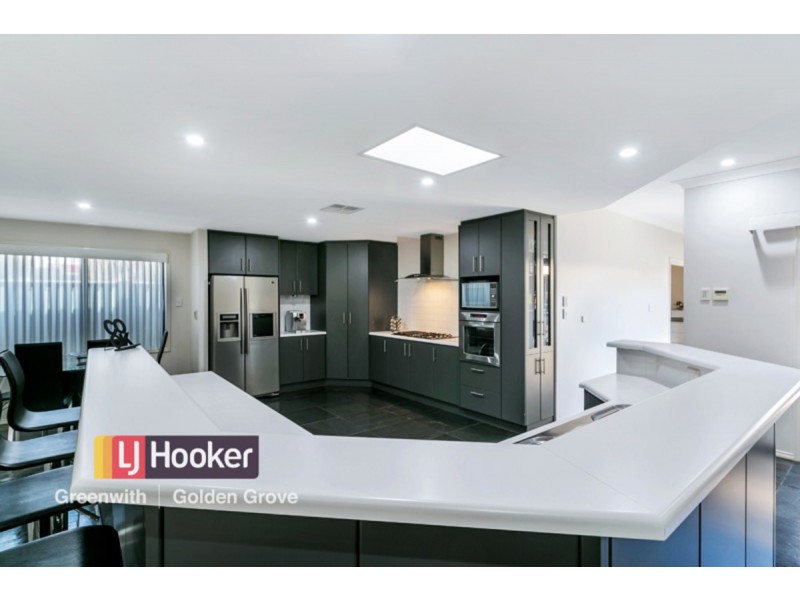 10 Hinchinbrook Avenue, Mawson Lakes SA 5095