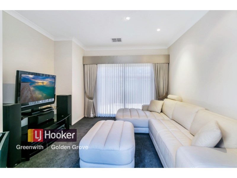 10 Hinchinbrook Avenue, Mawson Lakes SA 5095