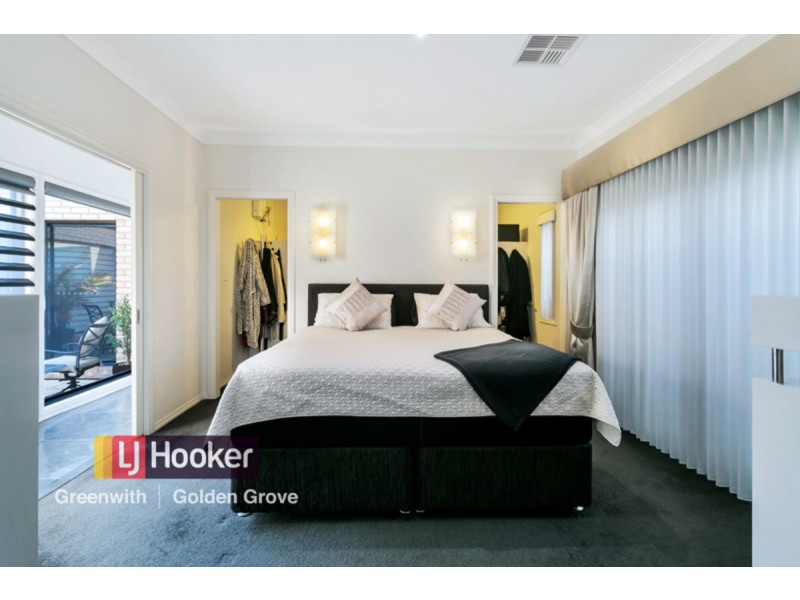 10 Hinchinbrook Avenue, Mawson Lakes SA 5095