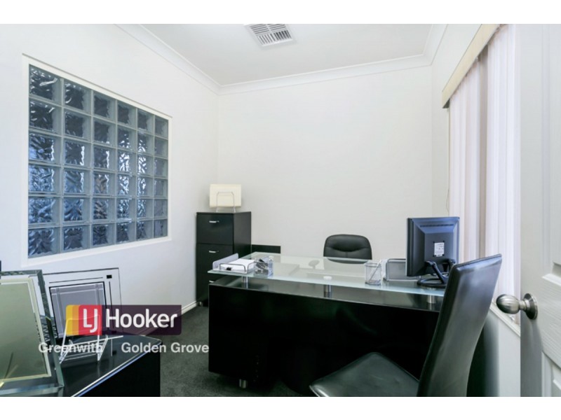 10 Hinchinbrook Avenue, Mawson Lakes SA 5095