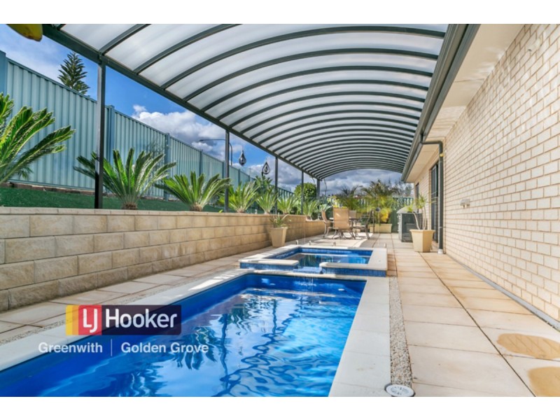 10 Hinchinbrook Avenue, Mawson Lakes SA 5095