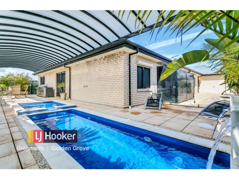 10 Hinchinbrook Avenue, Mawson Lakes SA 5095