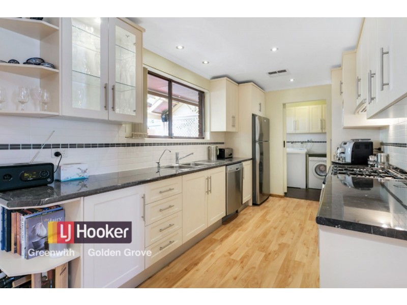 4 Pelsaert Avenue, Fairview Park SA 5126