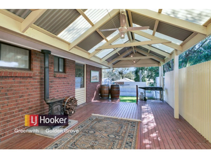 4 Pelsaert Avenue, Fairview Park SA 5126