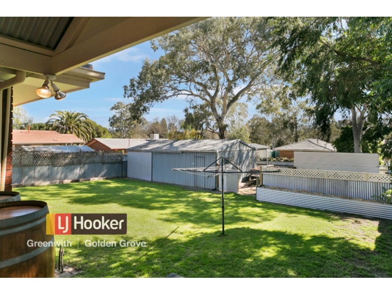 4 Pelsaert Avenue, Fairview Park SA 5126
