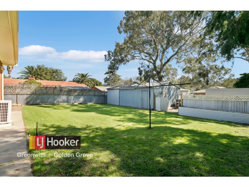 4 Pelsaert Avenue, Fairview Park SA 5126
